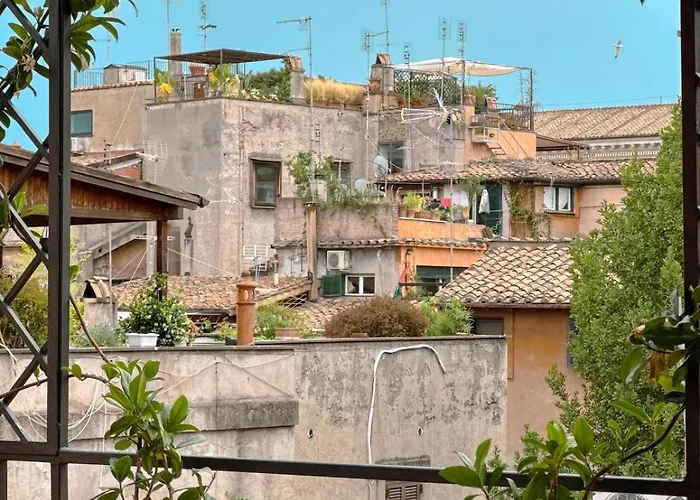 Trastevere Luxury Apartment
